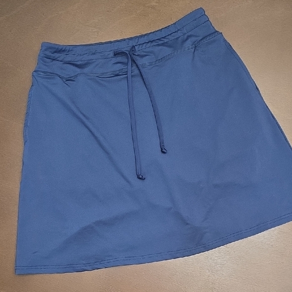 BLEVON H Women's L Skort Navy Blue - Picture 1 of 6